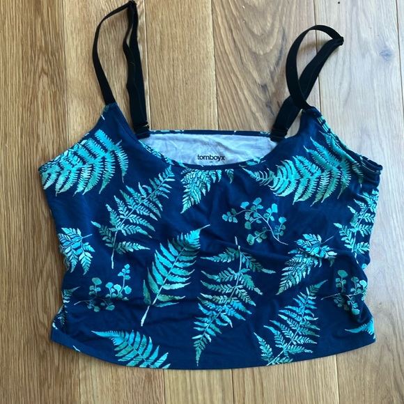 TomboyX Tops - TomboyX Longline Bra Top 2X botanical print